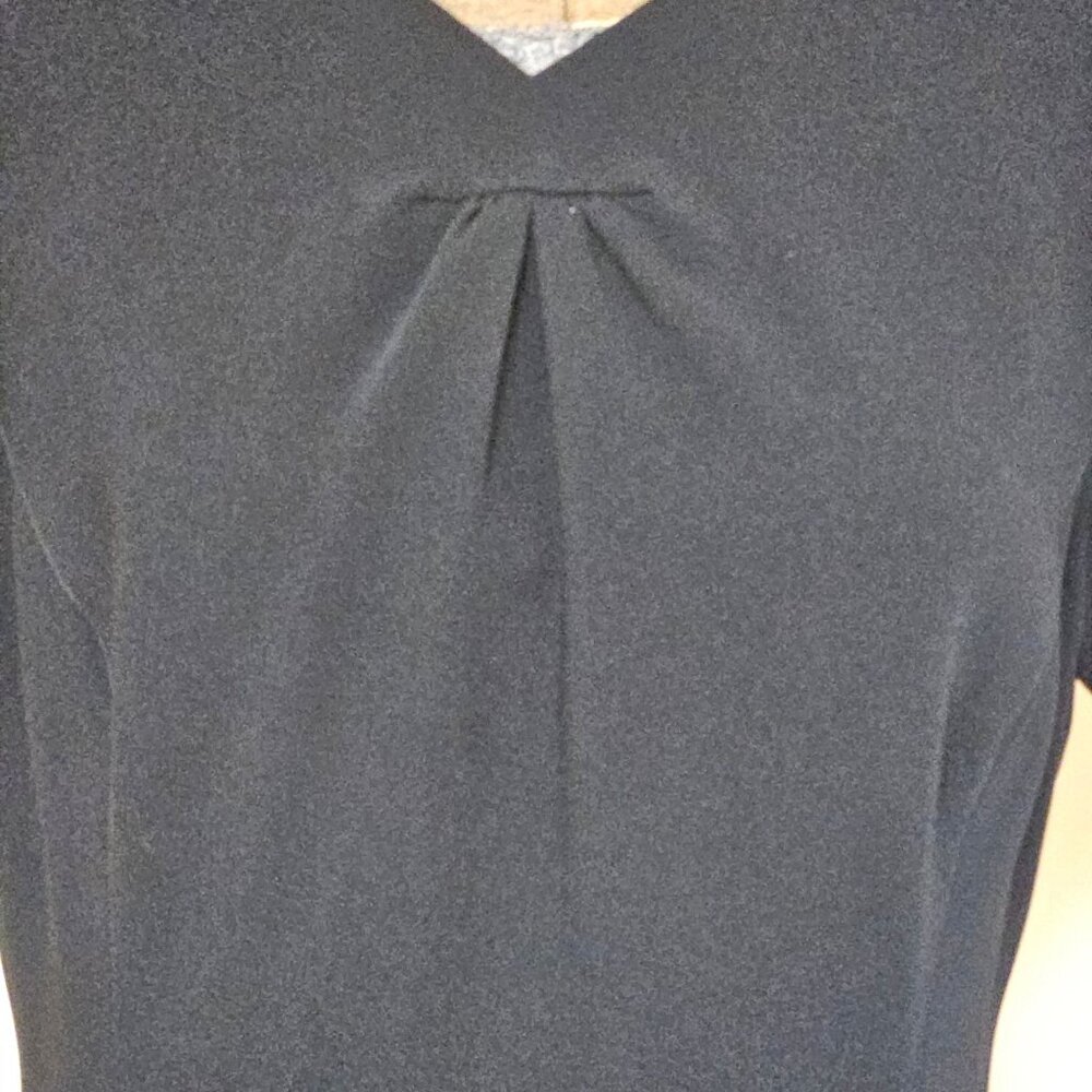 Talbots Petites Black Sheath Dress Womens 12 Short Sleeve V Neck Lined Career - Picture 5 of 9